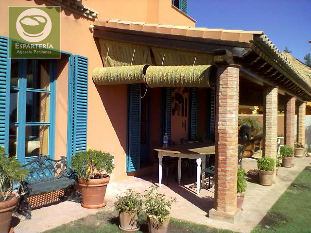 Realizamos reparacion y arreglos de persianas en Tomares, Mairena, San juan de Aznalfarache y todo el Aljarafe.